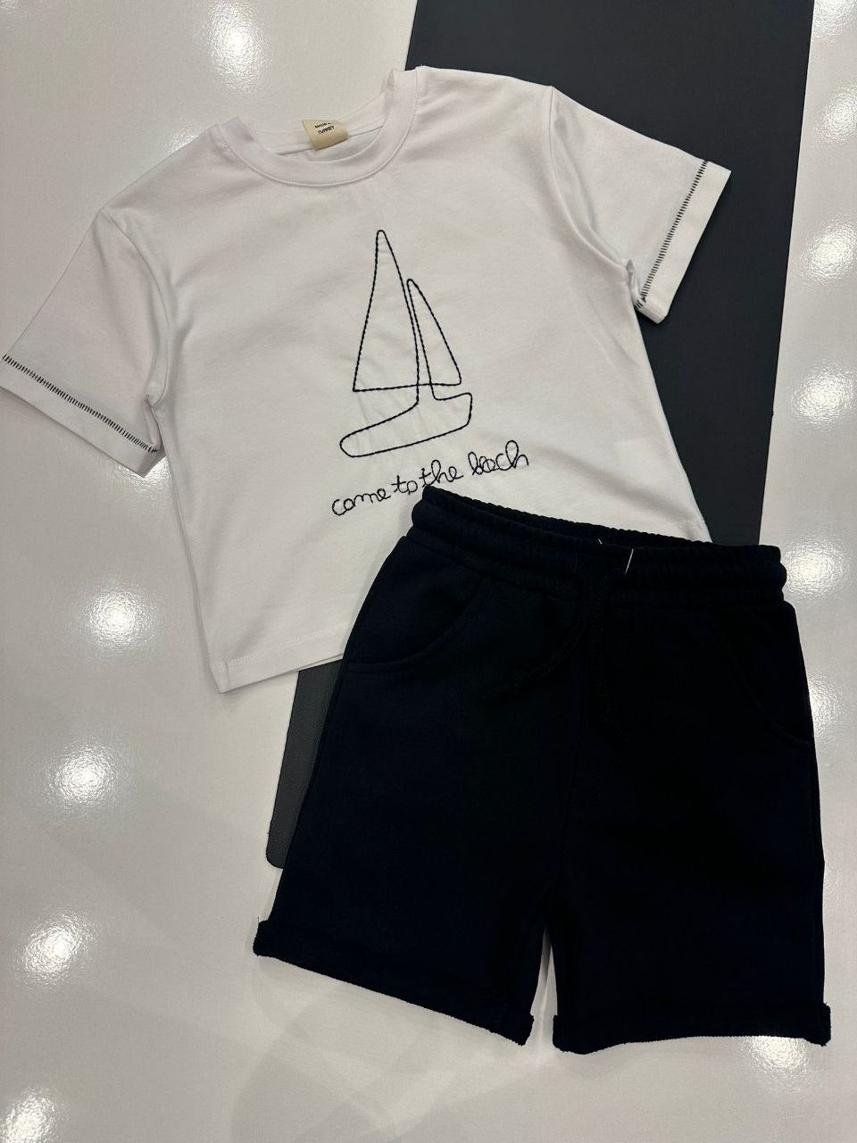 Fris en vrolijk in minimalistische stijl