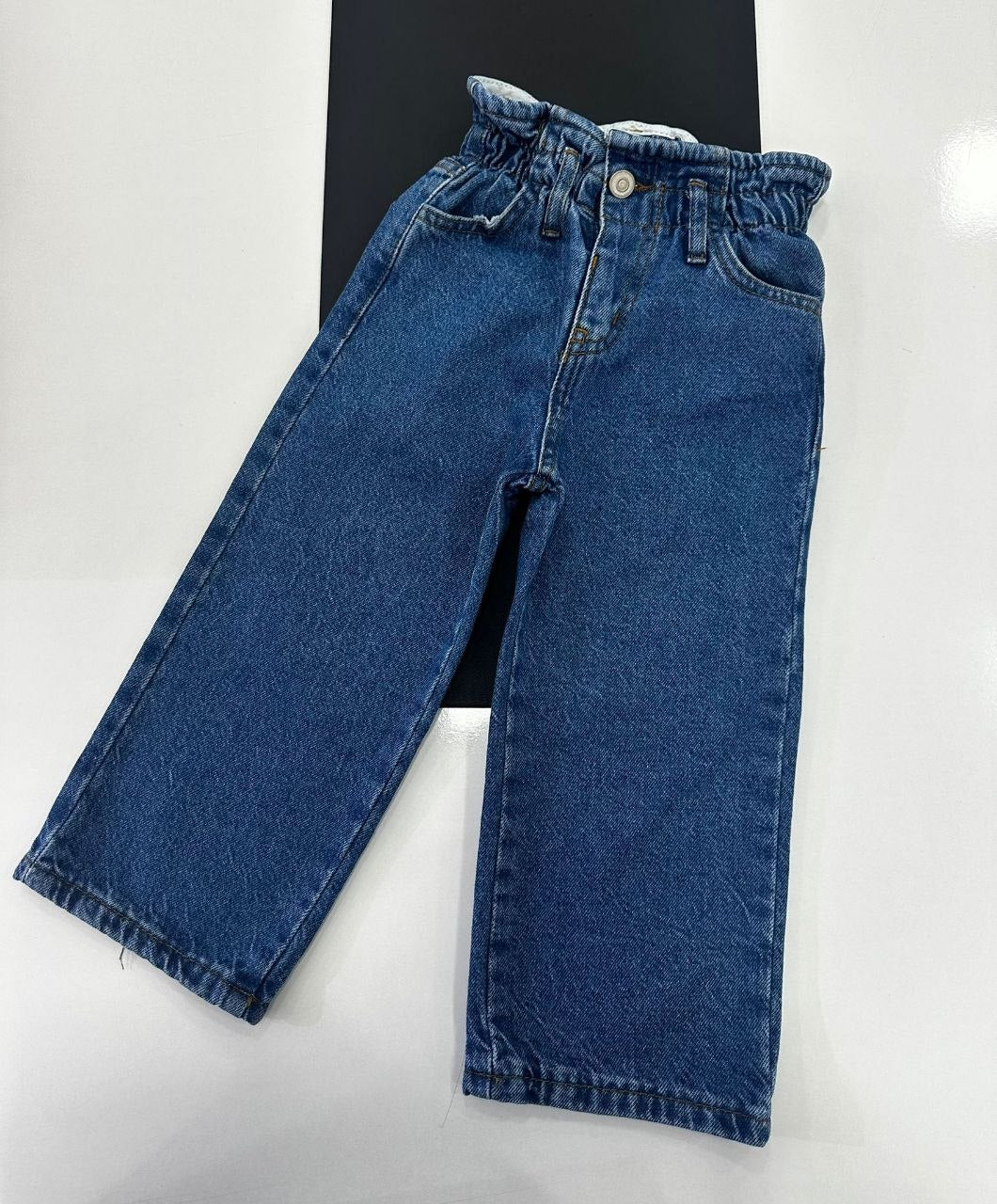 Donkerblauwe jeans
